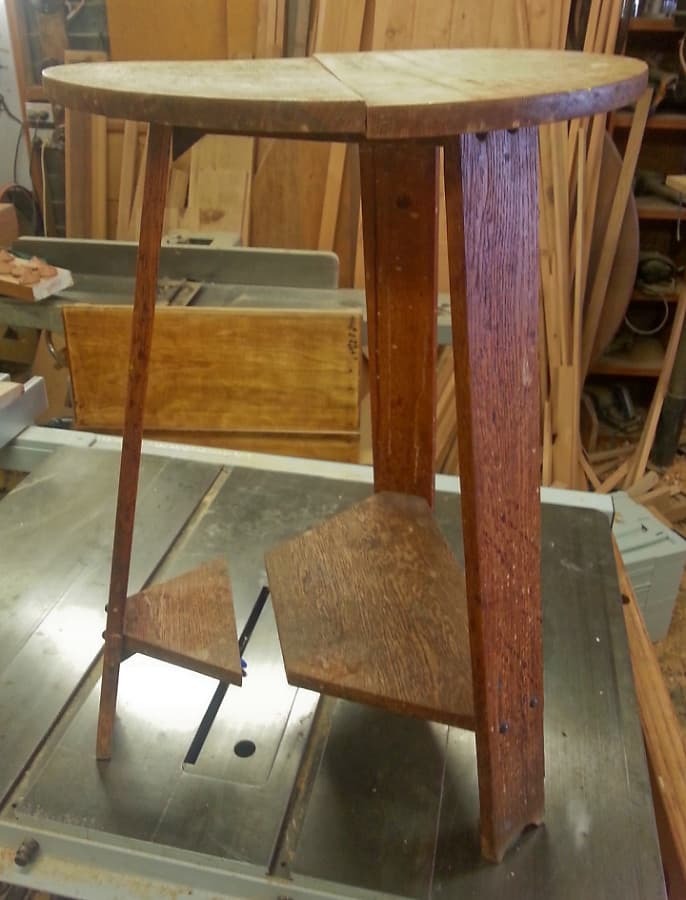 Arts and Crafts Magazine Table
