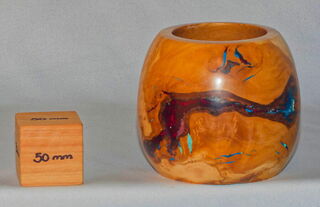 Holly & Resin Bowl - 2044